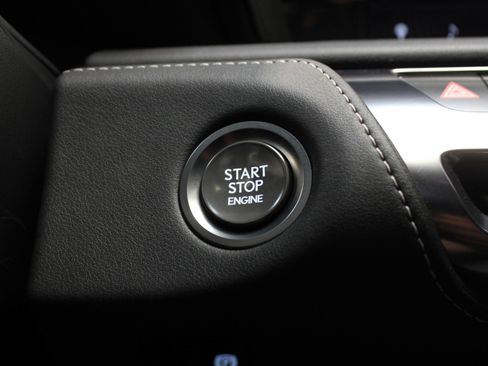 Used 2018 Lexus LC 500 Coupe image 52