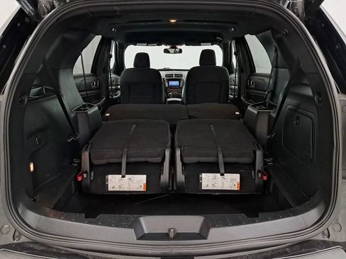 Used 2019 Ford Explorer XLT w/ Equipment Group 201A AWD/4WD image 28