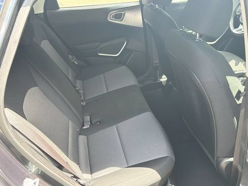 Used 2020 Kia Soul LX FWD image 17