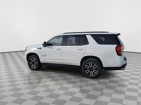 Used 2023 GMC Yukon AT4 AWD/4WD image 6