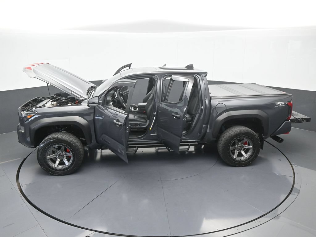 Used 2025 Toyota Tacoma TRD Off-Road w/ TRD Off Road Premium Package AWD/4WD image 74