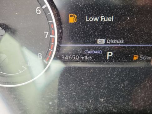 Used 2024 Nissan Pathfinder SL w/ Cargo Package FWD image 31