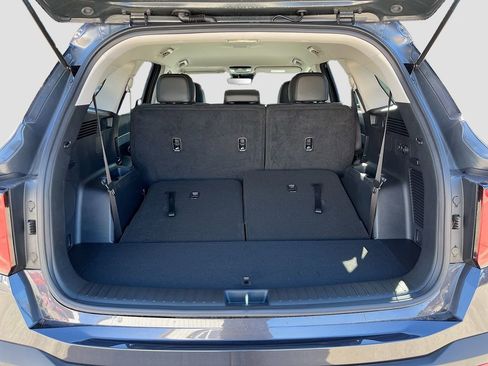 Certified 2025 Kia Sorento S AWD/4WD image 26