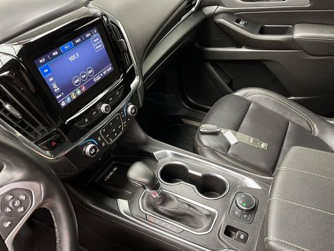 Certified 2023 Chevrolet Traverse LT w/ LPO, Floor Liner Package AWD/4WD image 17