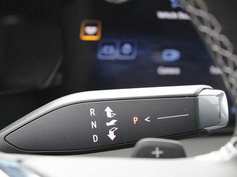 New 2026 Chevrolet Traverse LT w/ Sun and Wheel Package image 32