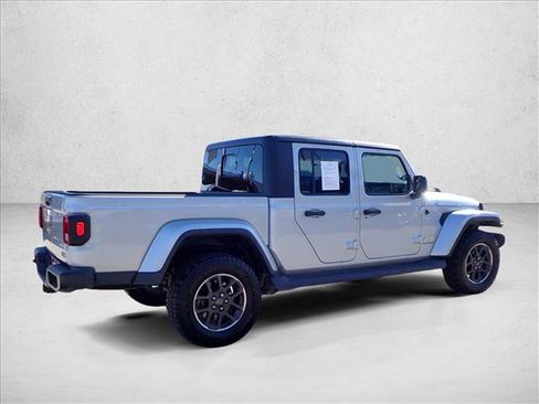 Used 2023 Jeep Gladiator Overland w/ Trailer Tow Package image 4
