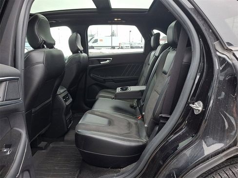 Used 2019 Ford Edge ST w/ Equipment Group 401A image 10