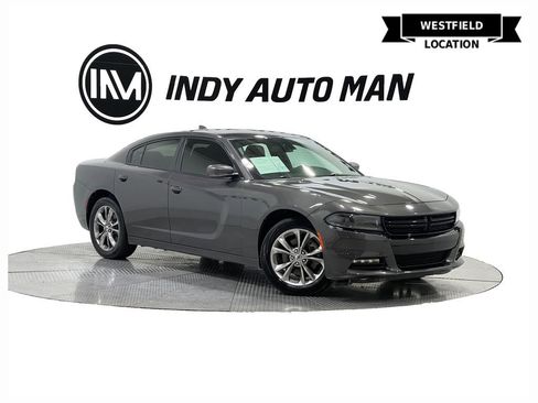 Used 2022 Dodge Charger SXT image 1