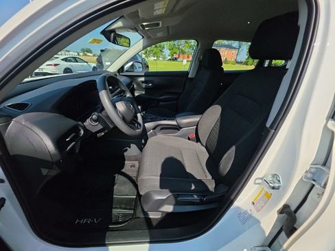 Used 2025 Honda HR-V LX image 14