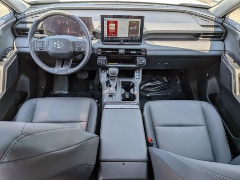Used 2026 Toyota RAV4 XLE Premium AWD/4WD image 5