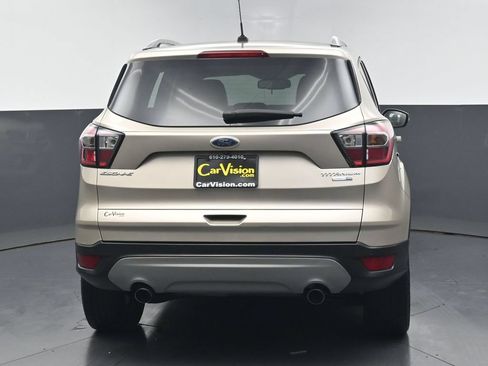 Used 2017 Ford Escape Titanium w/ Equipment Group 301A AWD/4WD image 8
