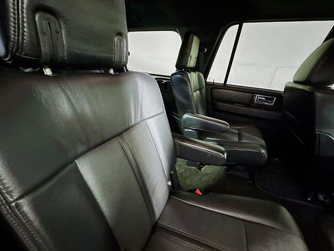 Used 2016 Lincoln Navigator Reserve AWD/4WD image 29