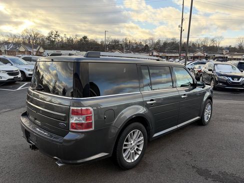 Used 2017 Ford Flex SEL w/ Equipment Group 202A image 7