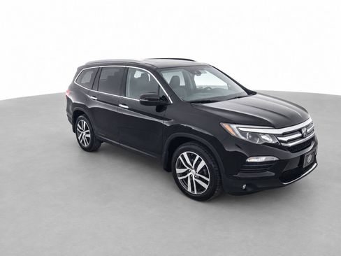 Used 2018 Honda Pilot Elite image 3