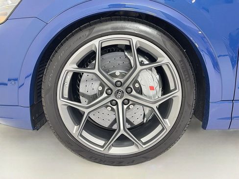 Used 2025 Audi RS Q8 performance image 34