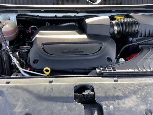 Used 2022 Chrysler Pacifica Touring-L image 31