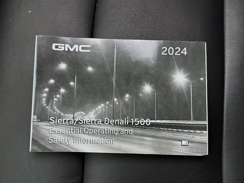 Used 2024 GMC Sierra 1500 Elevation w/ Elevation Premium Package AWD/4WD image 46