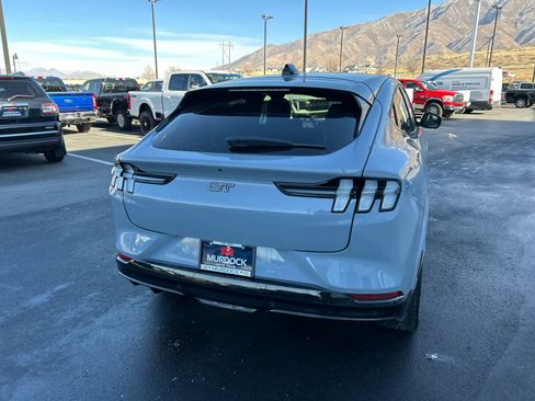 Used 2025 Ford Mustang Mach-E GT image 8
