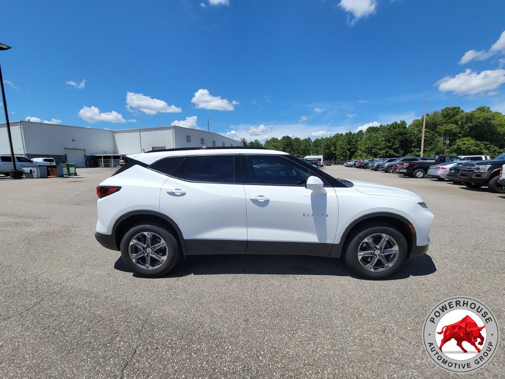Used 2024 Chevrolet Blazer LT w/ Convenience Package FWD image 8