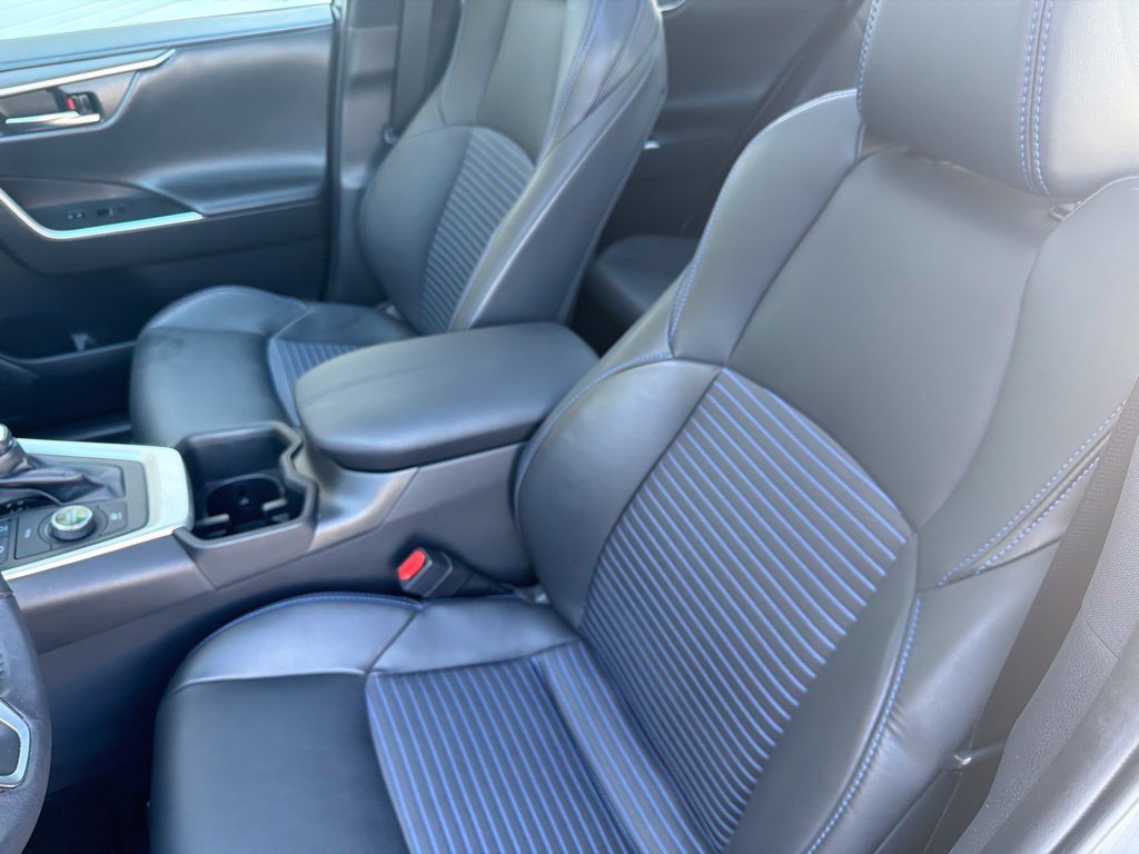 Used 2022 Toyota RAV4 XSE AWD/4WD image 10