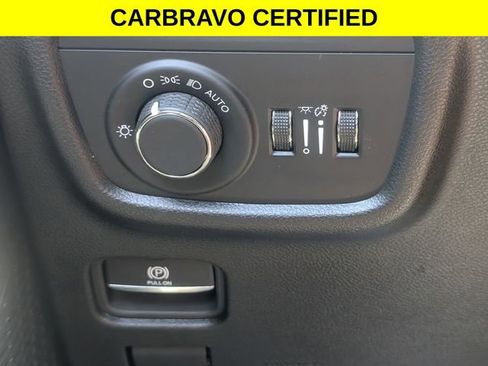 Used 2024 Jeep Grand Cherokee L Altitude AWD/4WD image 15
