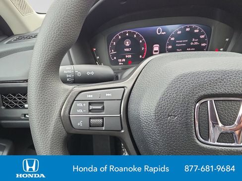 New 2026 Honda Accord SE image 27