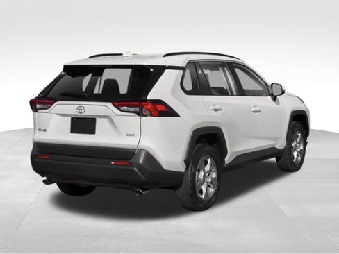 Used 2020 Toyota RAV4 XLE w/ Convenience Package FWD image 35