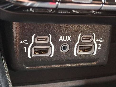 Certified 2023 Dodge Durango GT image 32