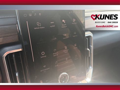 New 2026 GMC Acadia Denali Ultimate w/ LPO, Floor Liner Package AWD/4WD image 26