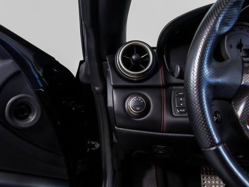 Used 2014 Ferrari California image 36