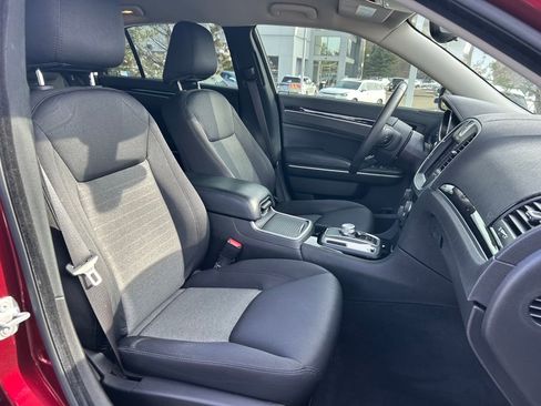 Certified 2023 Chrysler 300 Touring w/ Sport Appearance Package image 25
