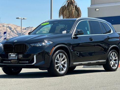 Used 2026 BMW X5 sDrive40i RWD image 8