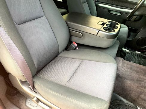 Used 2013 Chevrolet Silverado 1500 LT image 14