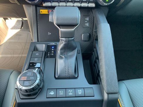New 2025 Toyota Tacoma 4x4 Double Cab Hybrid w/ Tow Tech Package image 23