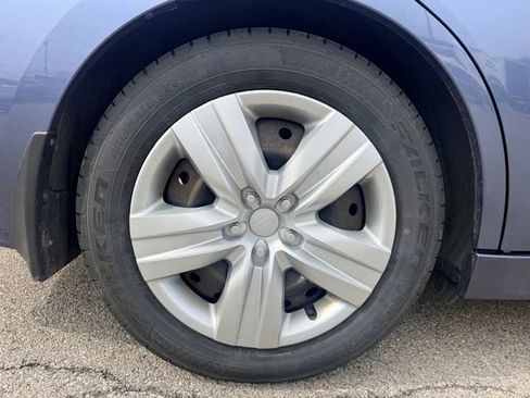 Used 2016 Subaru Legacy 2.5i image 10