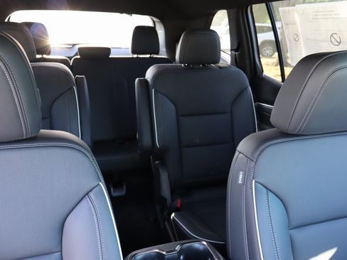 New 2025 Buick Enclave Preferred image 24