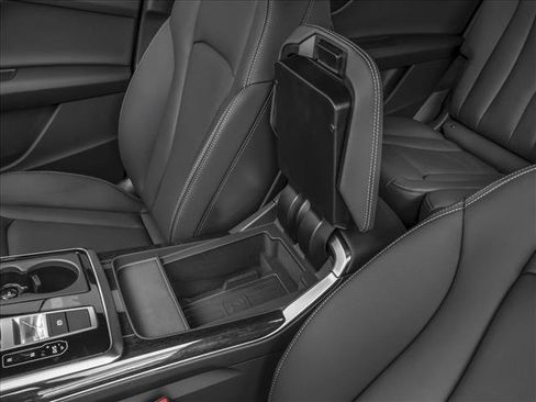 New 2026 Audi Q7 2.0T Premium AWD/4WD image 10
