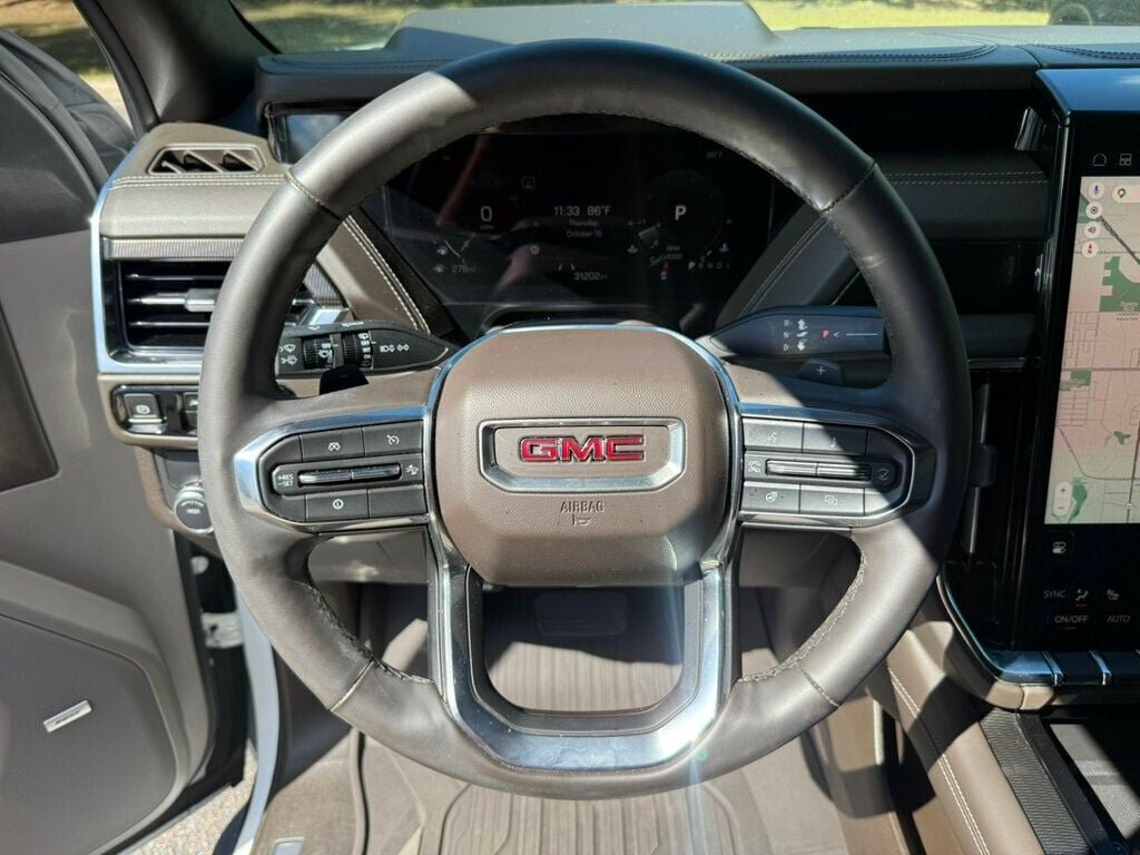 Used 2025 GMC Yukon Elevation RWD image 5