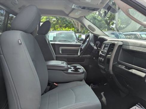 Used 2017 RAM 2500 Tradesman w/ Chrome Appearance Group image 13