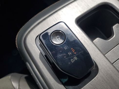 Certified 2023 Nissan Ariya AWD image 24