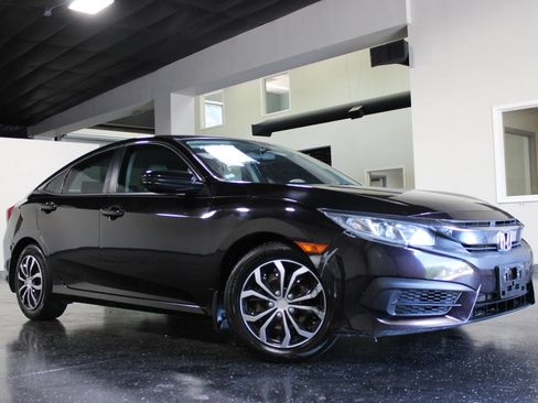 Used 2016 Honda Civic LX image 32