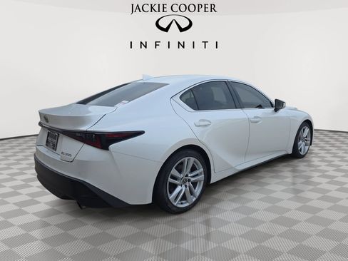 Used 2024 Lexus IS 300 w/ Comfort Package RWD image 5