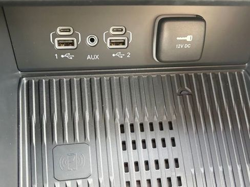 New 2026 Jeep Grand Cherokee Limited w/ Luxury Tech Group II image 25