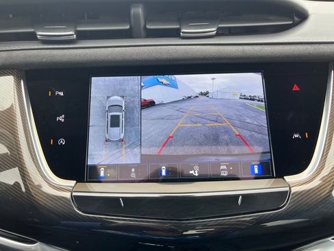 Used 2024 Cadillac XT6 Premium Luxury w/ Platinum Package AWD/4WD image 14