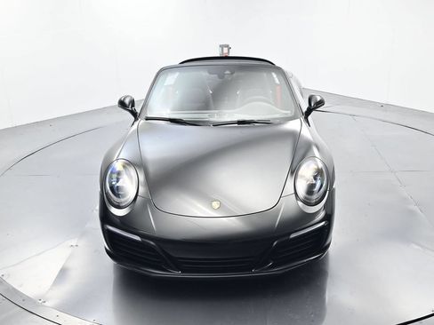 Certified 2019 Porsche 911 Carrera 4S AWD/4WD image 51