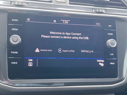 Used 2023 Volkswagen Tiguan SE R-Line image 23