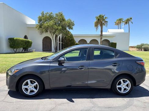 Used 2016 Scion iA image 2