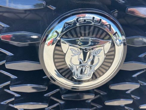 Used 2026 Jaguar F-PACE R-Dynamic S image 10