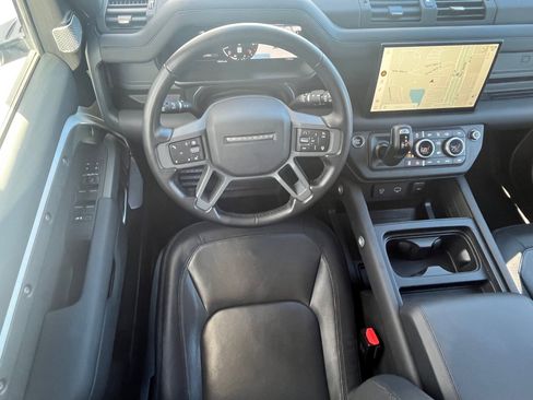 Certified 2024 Land Rover Defender 130 X-Dynamic SE image 25