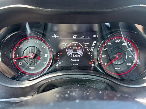 Used 2017 Dodge Charger R/T w/ Plus Group RWD image 11